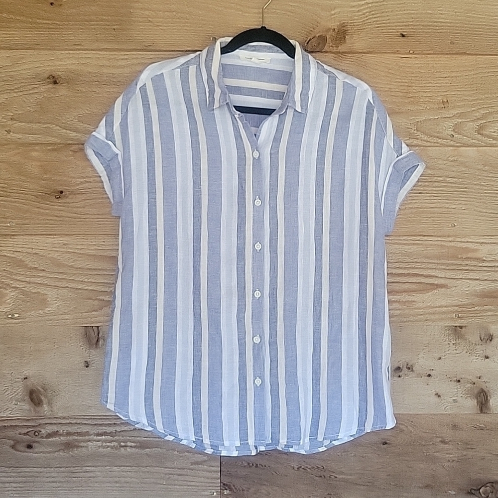 beach lunch lounge Blue and White Striped Linen Blend Button Down Size Small